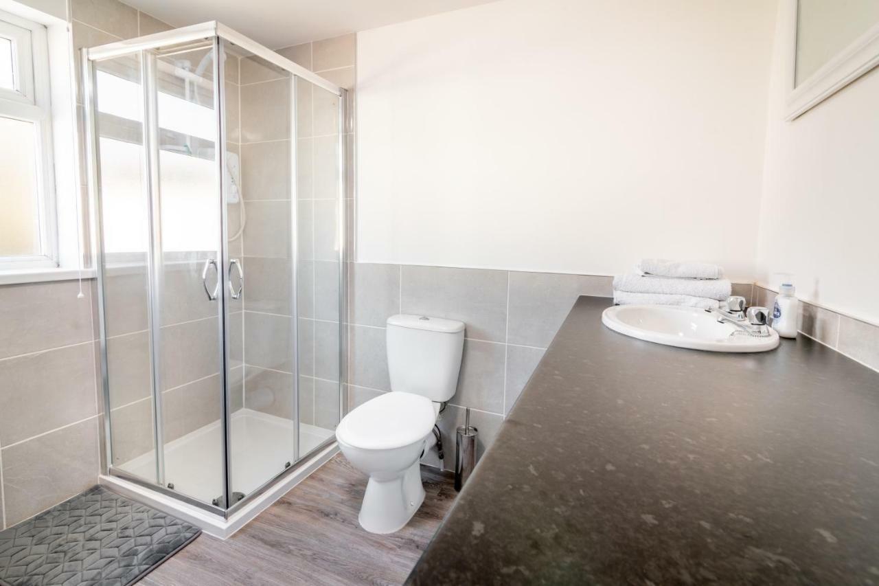 Platform Port Area Apartment 2 With Free Street Parking Kingston upon Hull Exterior photo